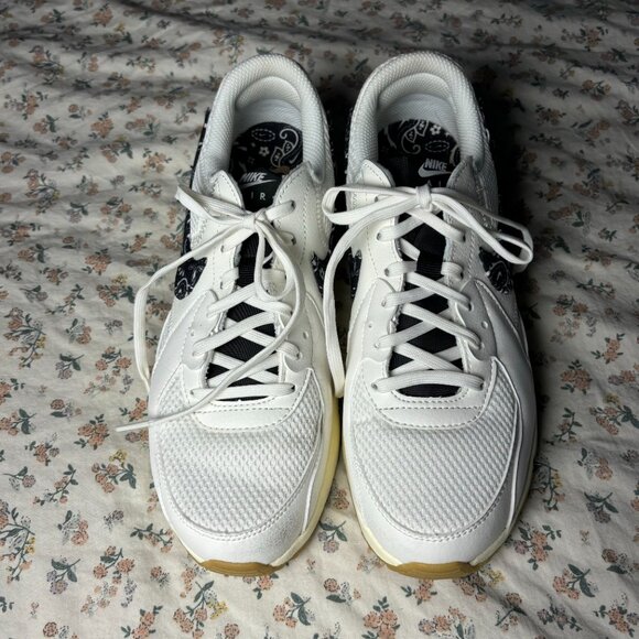 Nike Air Max Excee Sail Black Paisley Black and White Women’s 8.5 - Picture 2 of 5